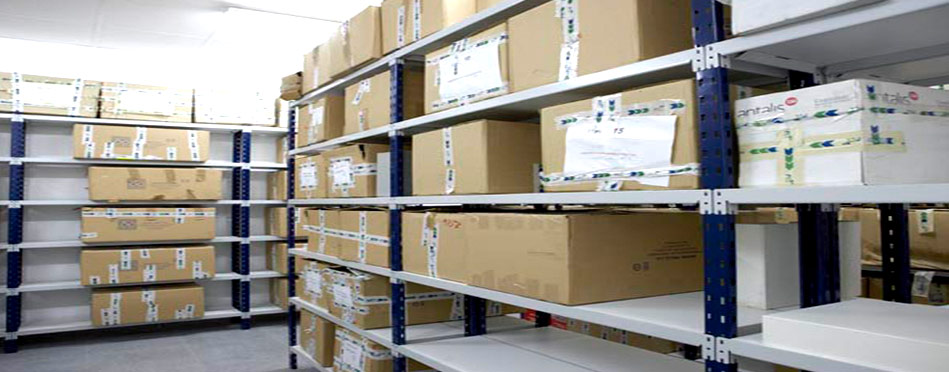Estanterías metálicas almacenar cajas
